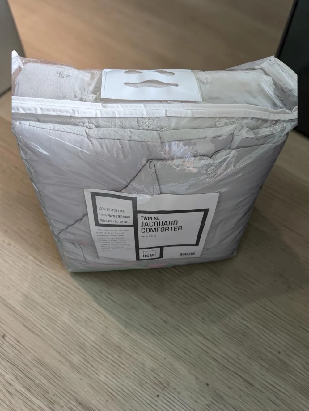 OCM Twin XL Jacquard Comforter 66x90 Gray Dorm Bedding NEW Sealed